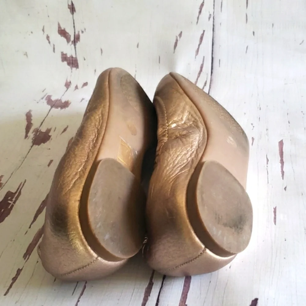 Tory Burch Metallic Rose Gold Flats Loafers Womens Shoes Size 6.5